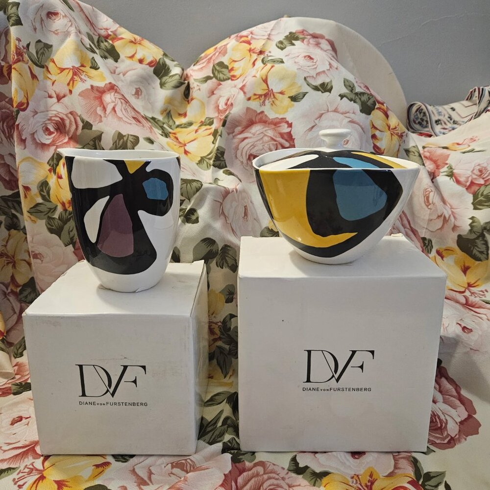 Diane Von Furstenberg DVF Home Ceramic Pebblestone Miro Flower